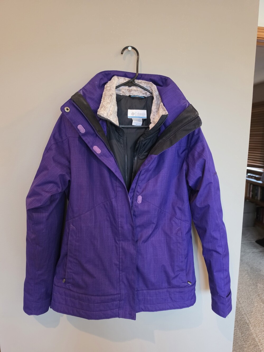 Columbia Women's Hooded Purple Ski Jacket with Removable Jacket Inside